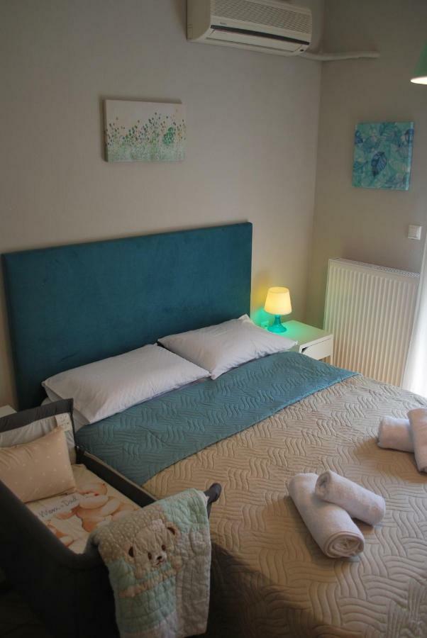 Cornelia Apartment Palaiontsiflikion Bagian luar foto