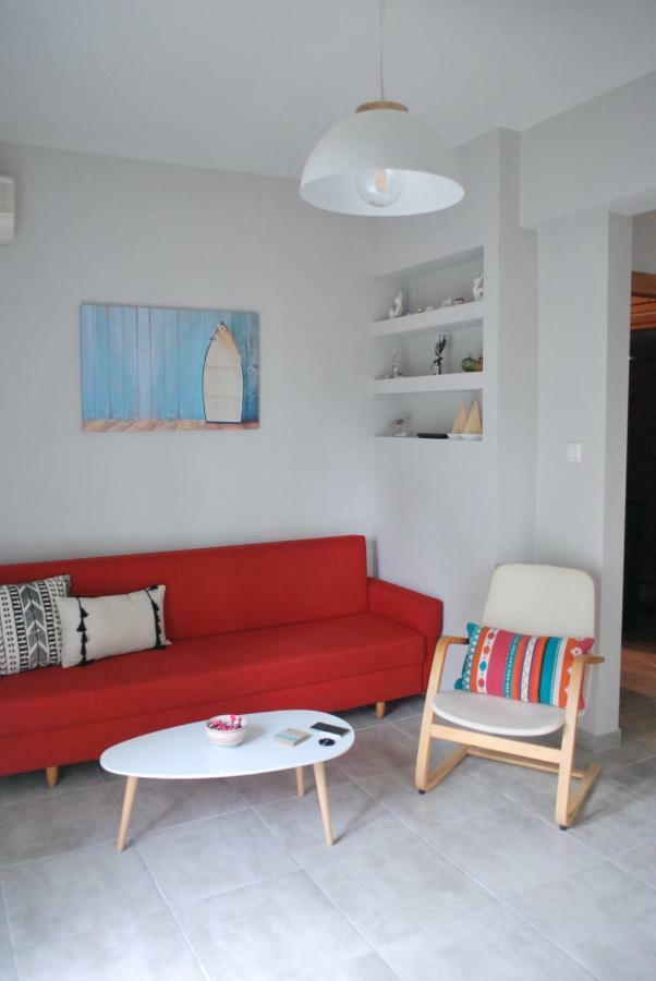 Cornelia Apartment Palaiontsiflikion Bagian luar foto